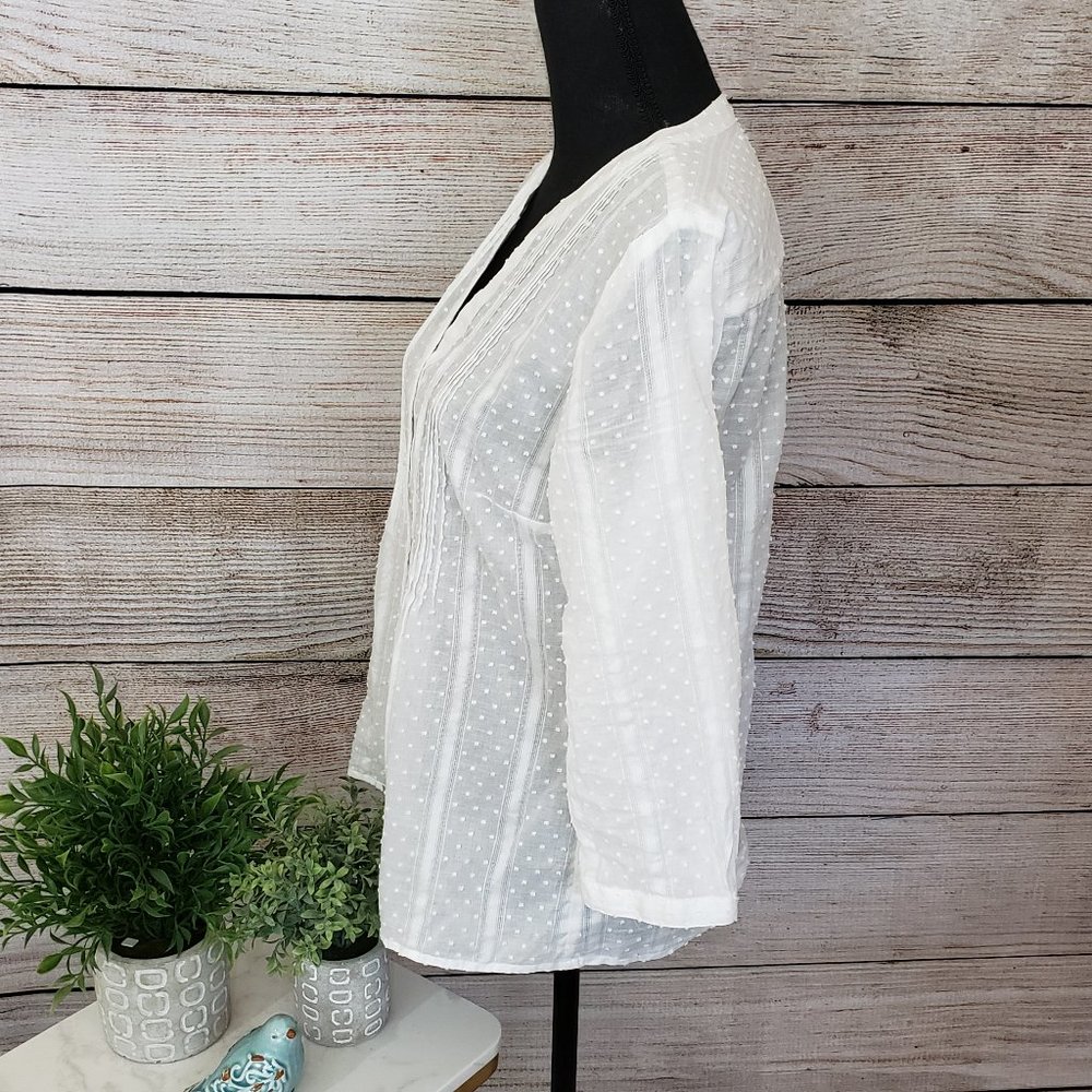 TALBOTS WHITE DOTTED 3/4 SLEEVE TOP - SMALL - Picture 8 of 14